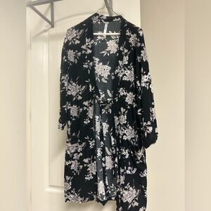Spiritual Gangster Charcoal and Cream Floral Kimono